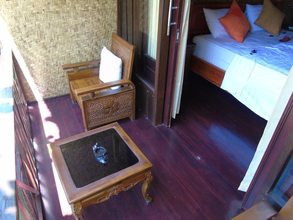 Villas Ganjor Gili Meno Zimmer foto